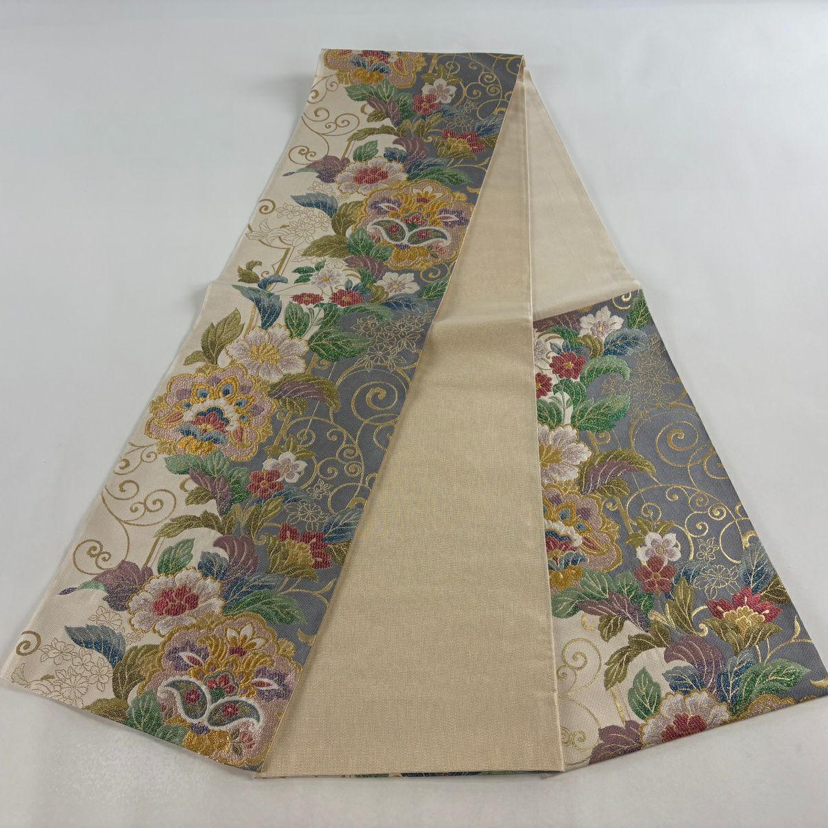 【美品】 袋帶 名品級 證書齊全 草花紋 唐草紋 拉麵線 金金箔 米色 六通 純蠶絲