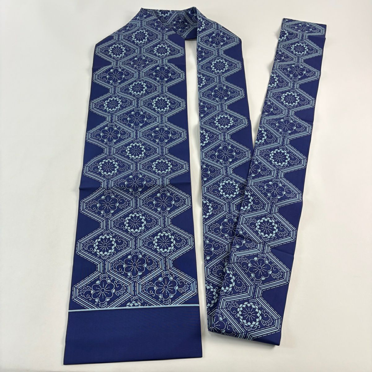 【美品】名古屋帶 秀品級 花唐草紋 深藍 純蠶絲