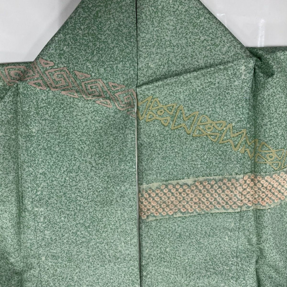 【美品】訪問服 身長161cm 袖長63.5cm S 雙層 大島紬織地 證書齊全 幾何學圖案 絞染 淺綠 純蠶絲 名品級 一個紋