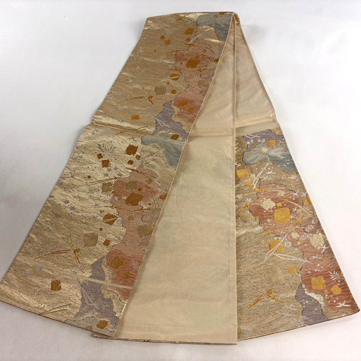 【美品】 袋帶 秀品級 明綴細波金繡 松樹葉 破裂色紙 金銀線 金金箔 金色 六通 純蠶絲