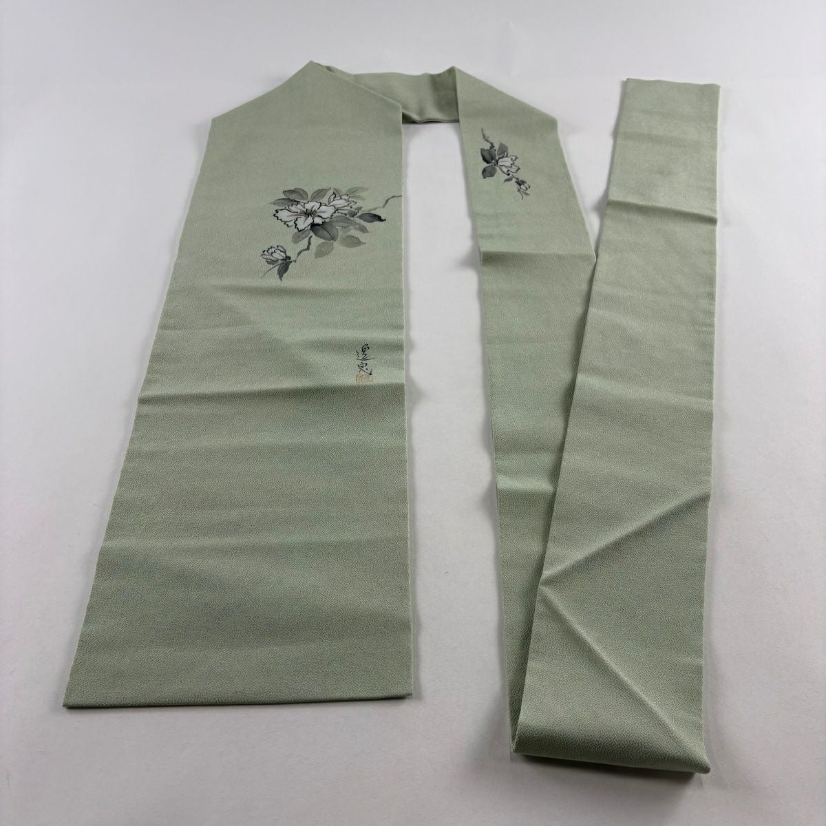 【美品】 名古屋帶 秀品級 落款 草花紋紋 縮緬 薄綠 純蠶絲