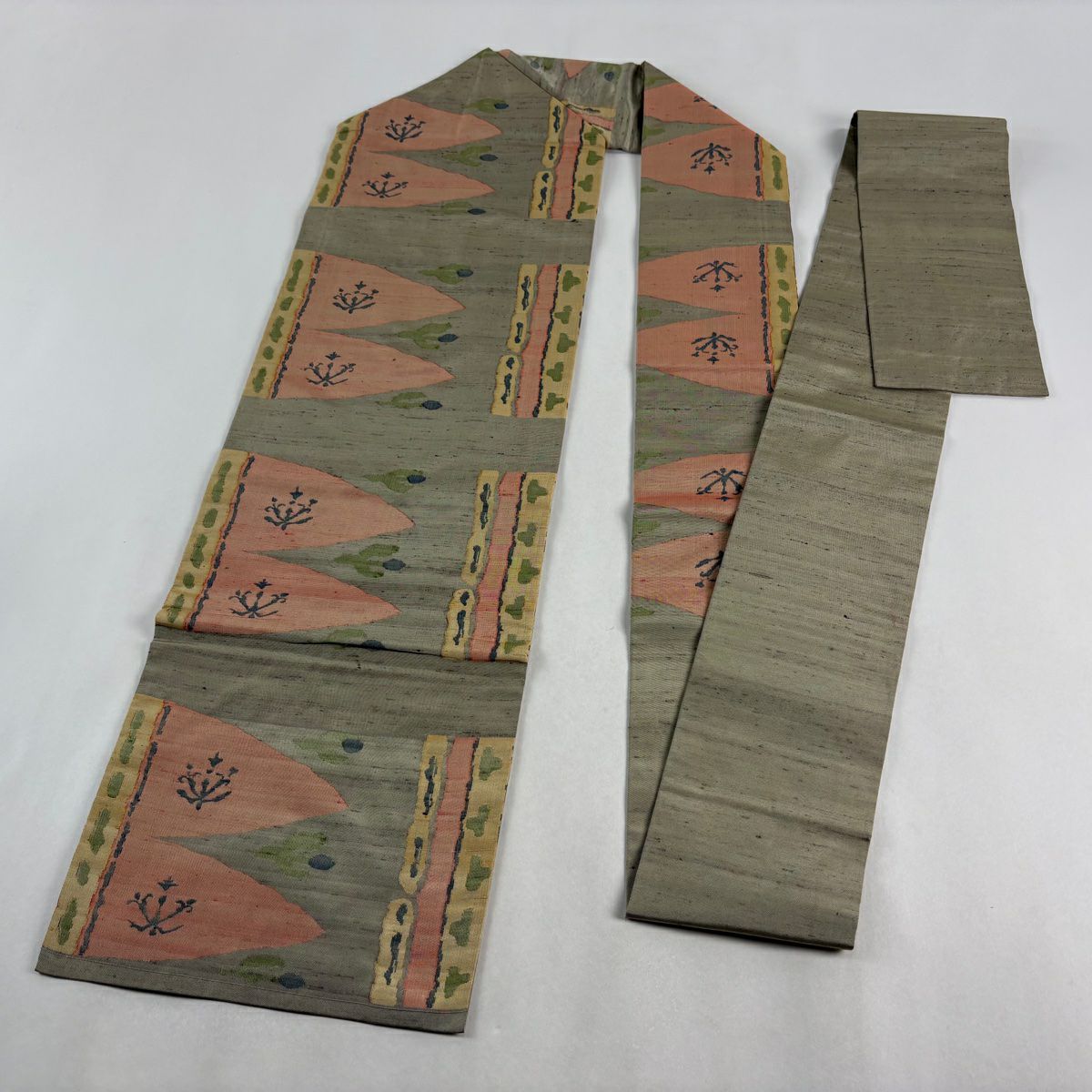 【美品】 名古屋帶 優品級 紬織織 幾何學 灰綠 純蠶絲