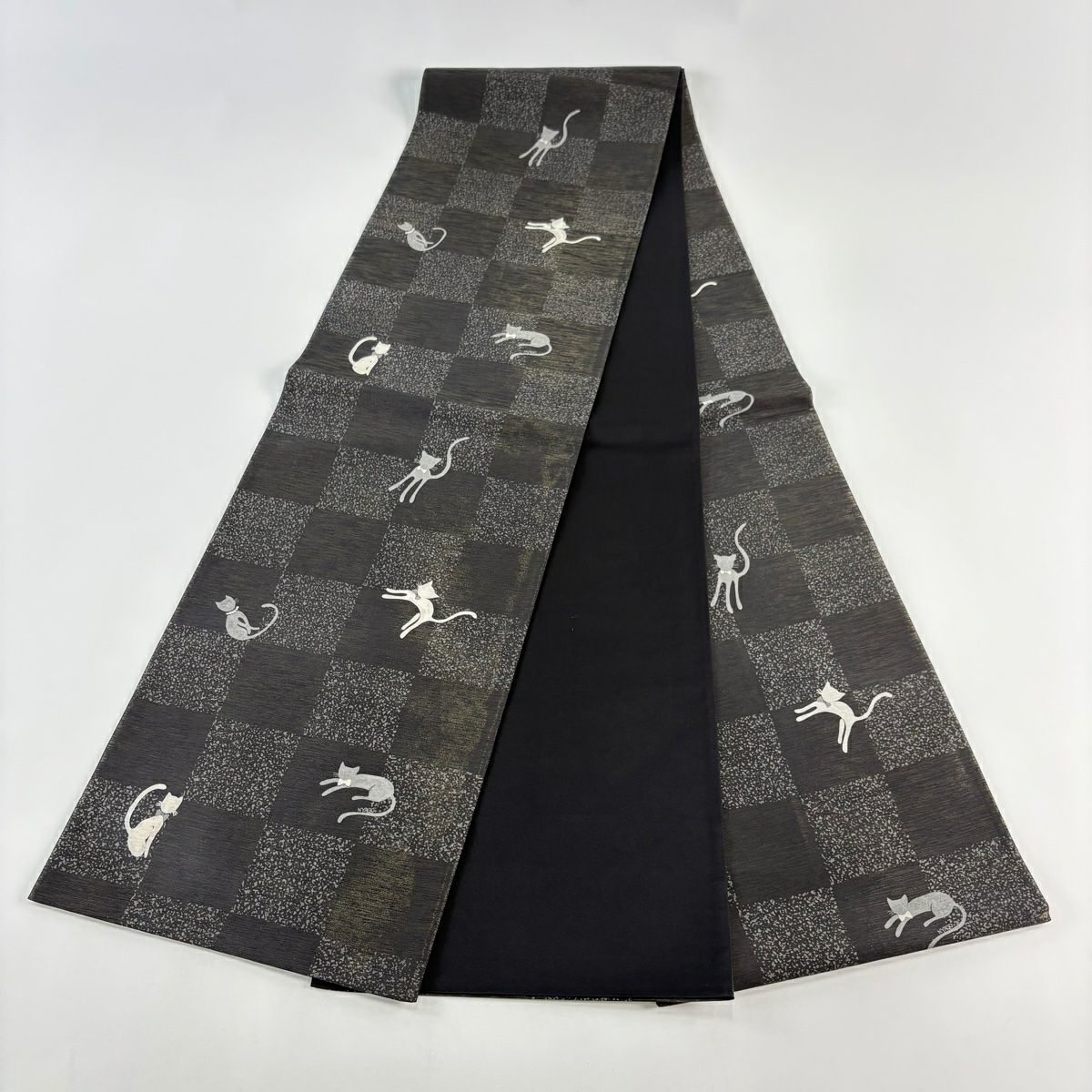 【美品】 袋帶 逸品級 貓 市松樹 金絲 黑灰 全通 純蠶絲