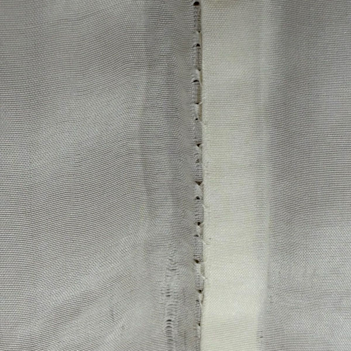振袖禮服 身長154cm 袖長66.5cm M 雙層 落款あり 蝶 草花紋紋 染分 縮緬 山吹茶 純蠶絲 名品級