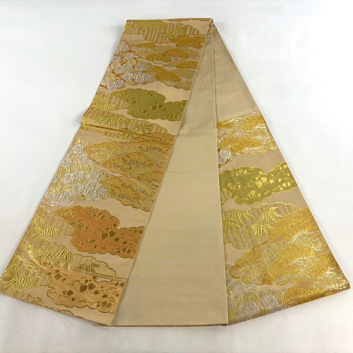 【美品】 袋帶 秀品級 雲文 松樹竹子梅花 金銀絲 金金箔 米色 六通 純蠶絲