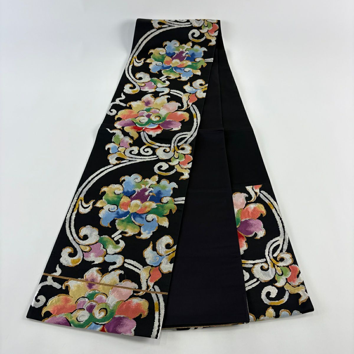 【美品】 袋帶 秀品級 唐花 金銀彩 唐織 黑 六通 純蠶絲