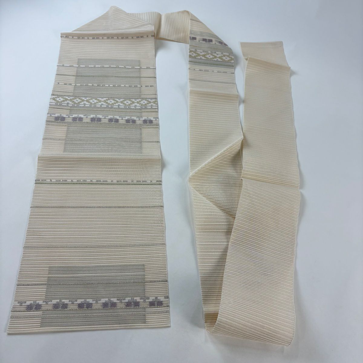 【美品】名古屋帶 秀品級 夏帶 絽 八寸名古屋帶 縞 幾何學 金銀彩 灰色 純蠶絲