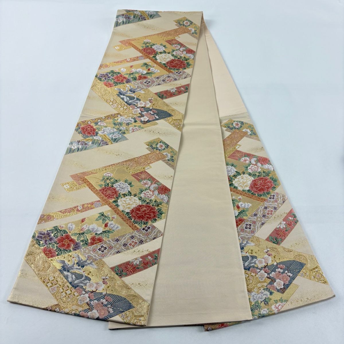 【美品】 袋帶 秀品級 花彩橫短冊文 仙鶴 唐織 金金箔 米色 六通 純蠶絲