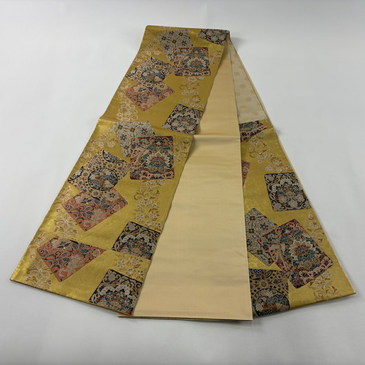 【美品】 袋帶 秀品級 關西仕立 色紙高彩華紋 金金箔 金色 六通 純蠶絲