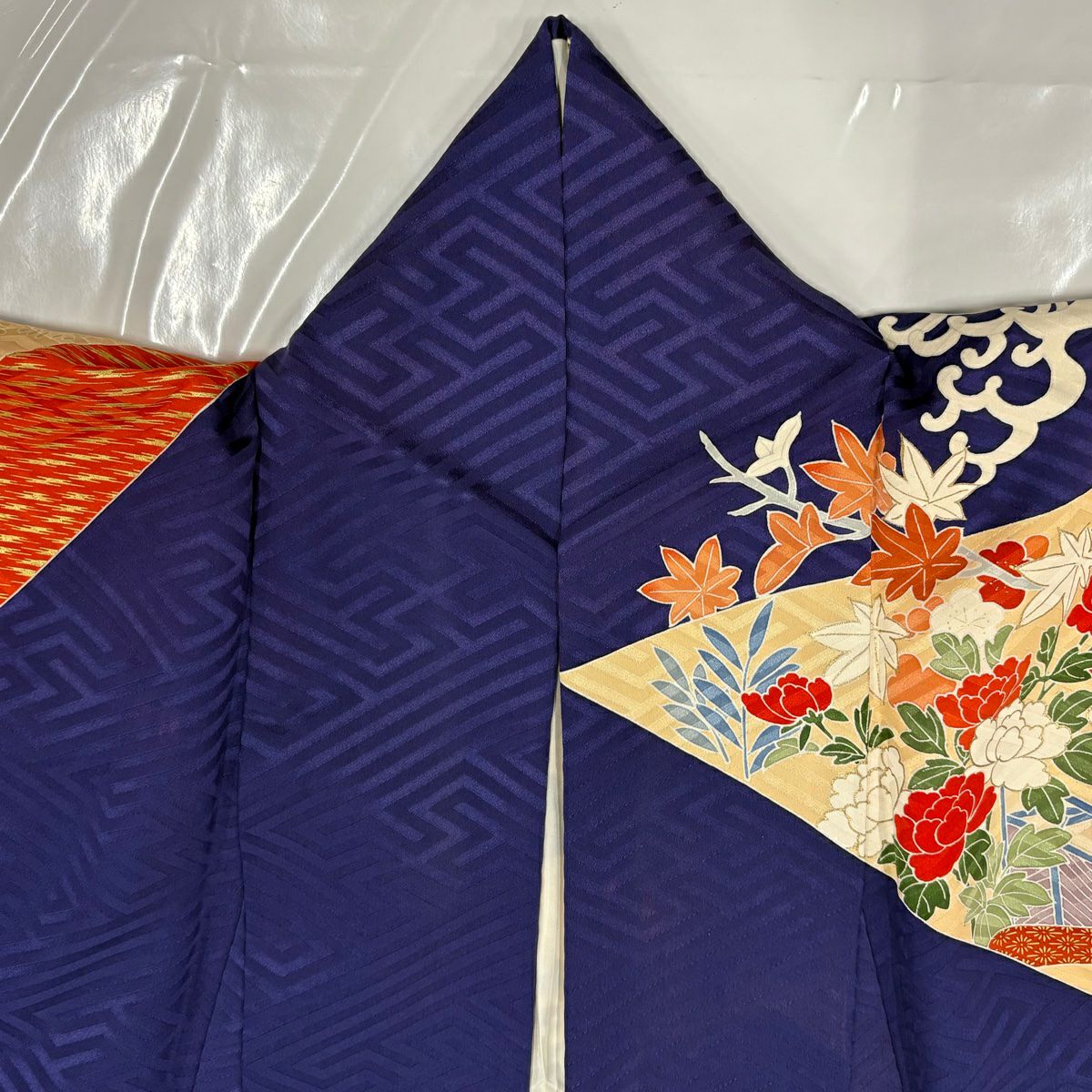 振袖禮服 身長164cm 袖長63cm S 雙層 建物 菊花 金絲 金銀彩 青紫 純蠶絲 秀品級