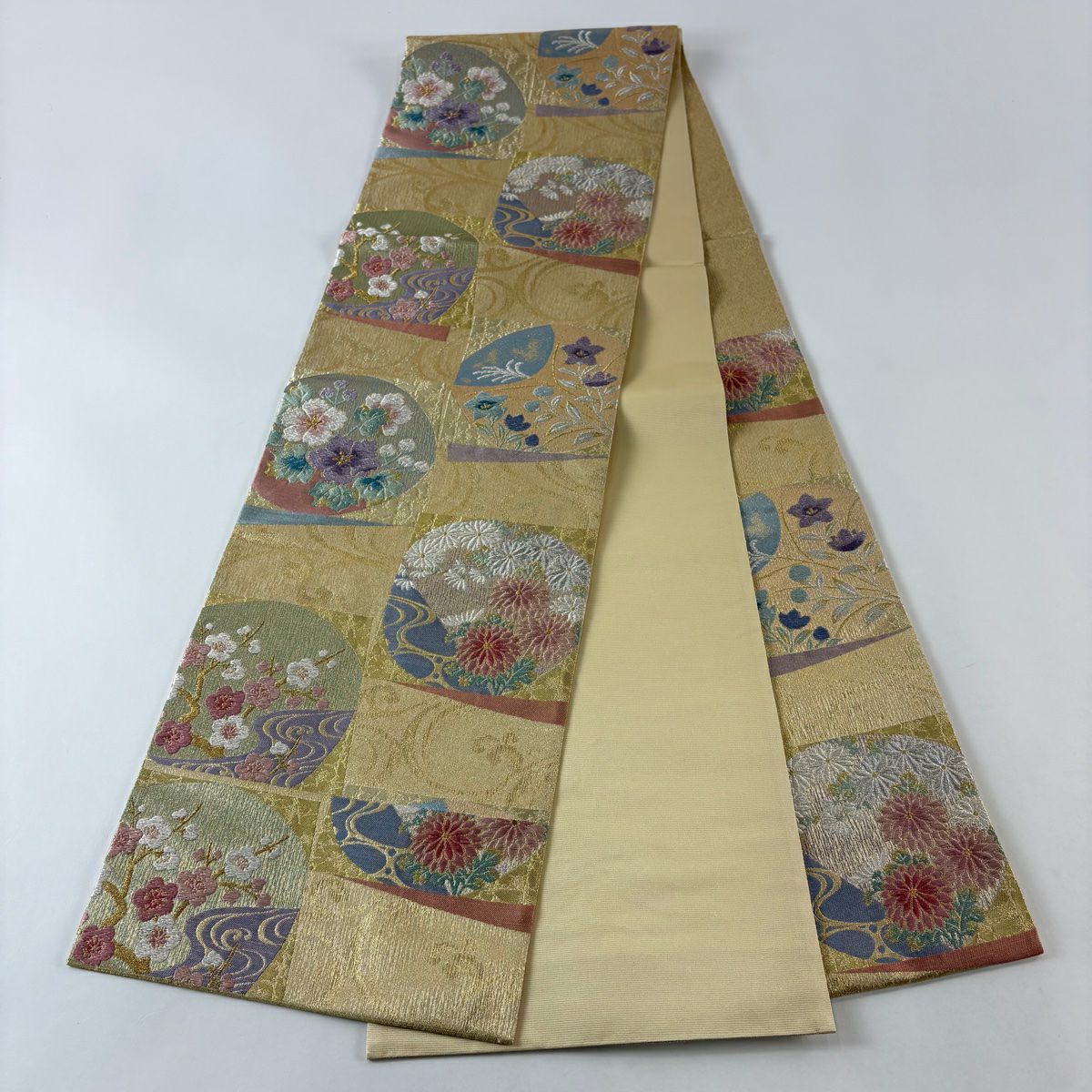 【美品】 袋帶 名品級 菊花 梅花 金金箔 金銀彩 米色 六通 純蠶絲