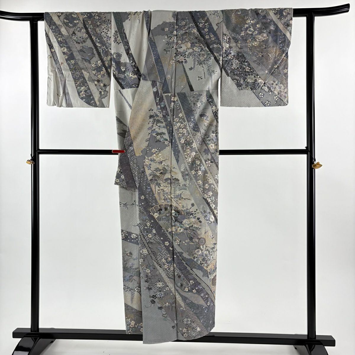 訪問服 身長152cm 袖長62cm S 雙層 桧扇子 鼓 刺繡 金糸 灰白 純蠶絲 逸品級