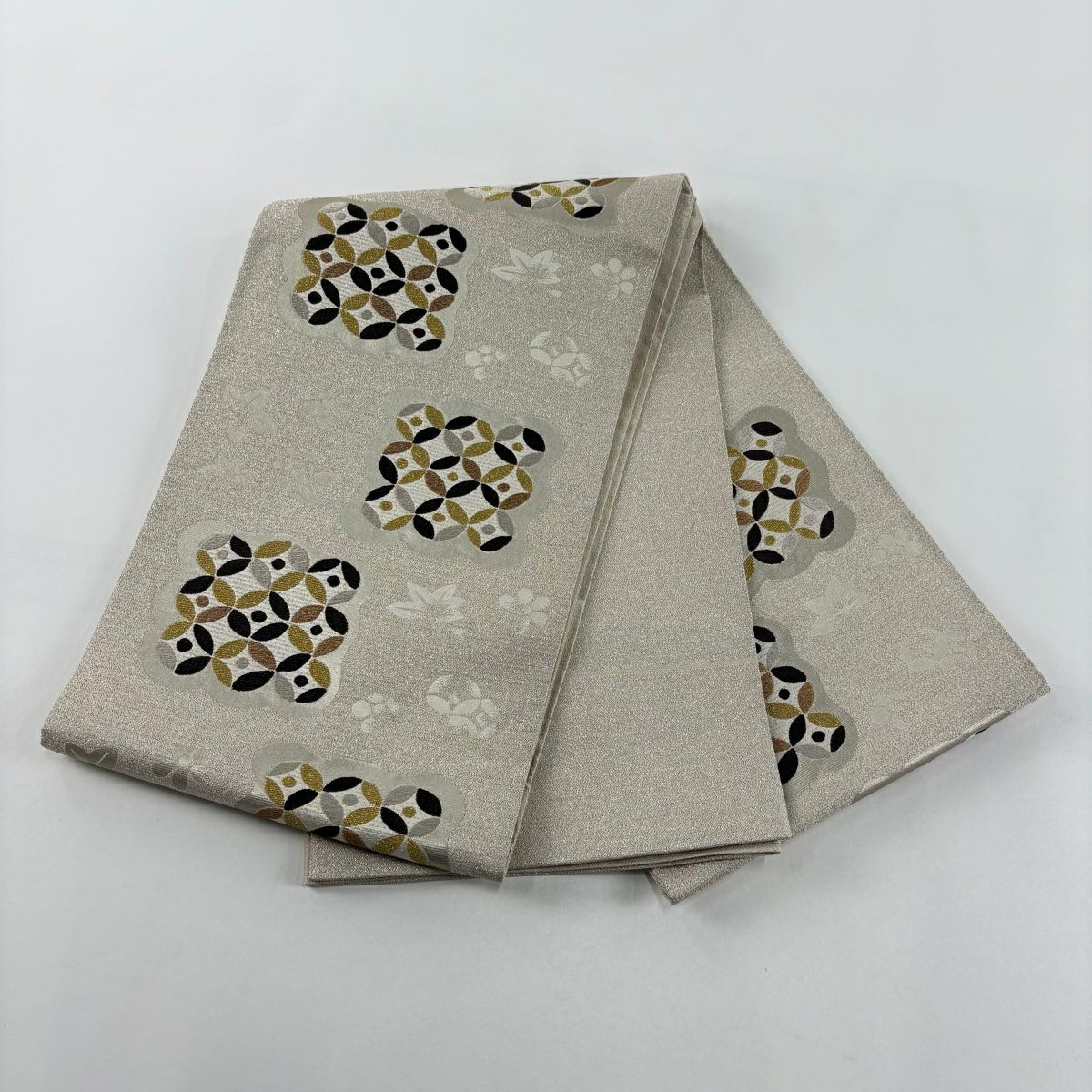 【美品】 袋帶 秀品級 七寶紋 花紋 金金箔 米色 大鼓紋 純蠶絲