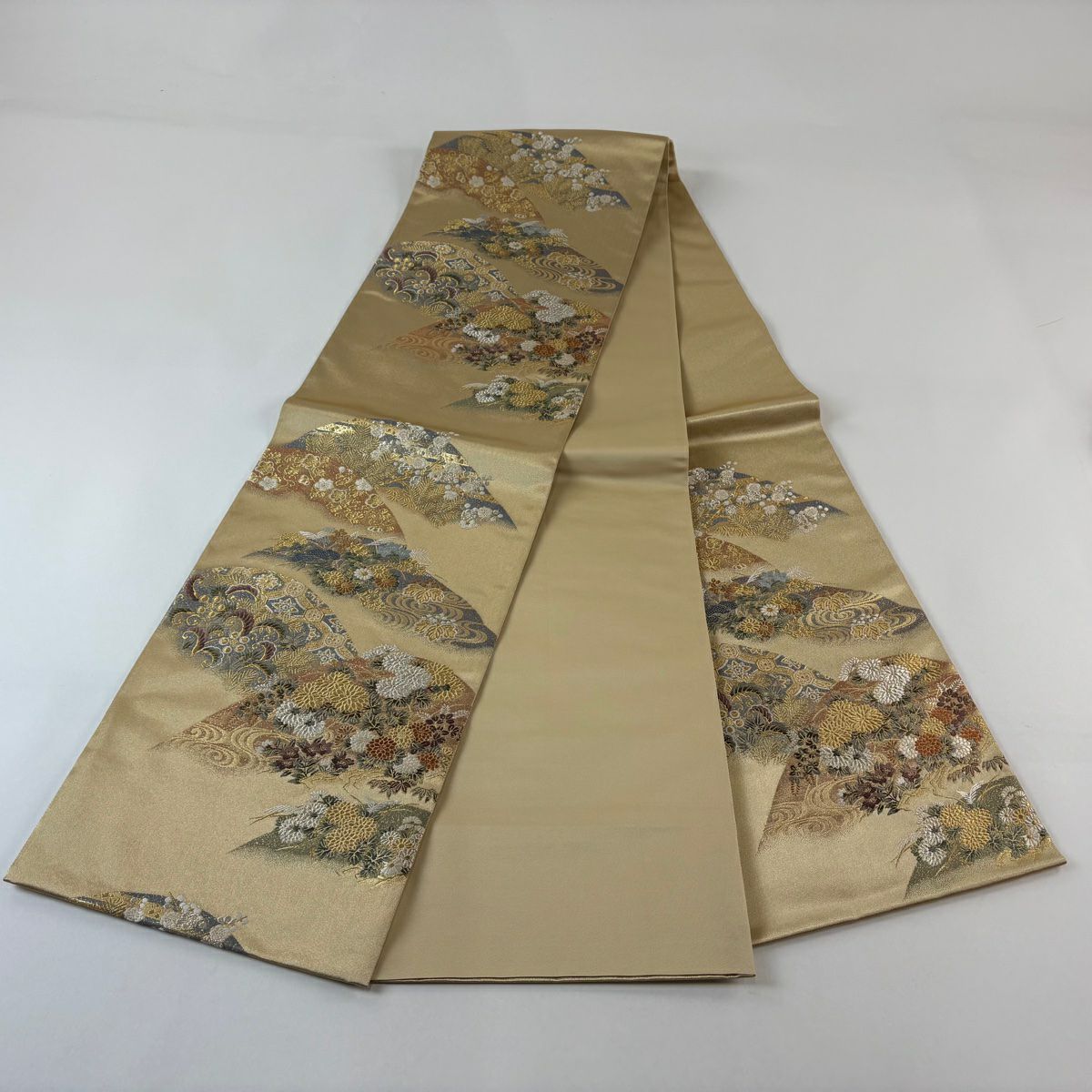 【美品】 袋帶 秀品級 菊花 松樹梅花 金銀線 金金箔 金色 六通 純蠶絲
