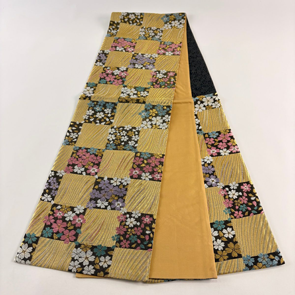 【美品】 袋帶 秀品級 市松樹 櫻花 金糸 金金箔 金色 六通 純蠶絲