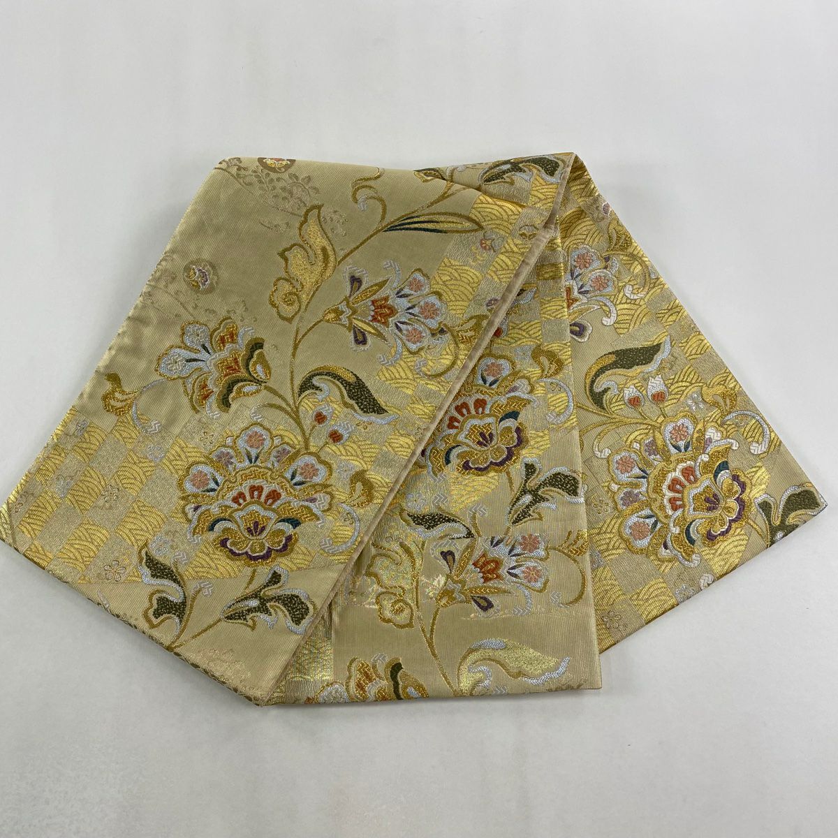 【美品】 袋帶 秀品級 香草染 花唐草紋 波 金金箔 金絲 米色 六通 純蠶絲