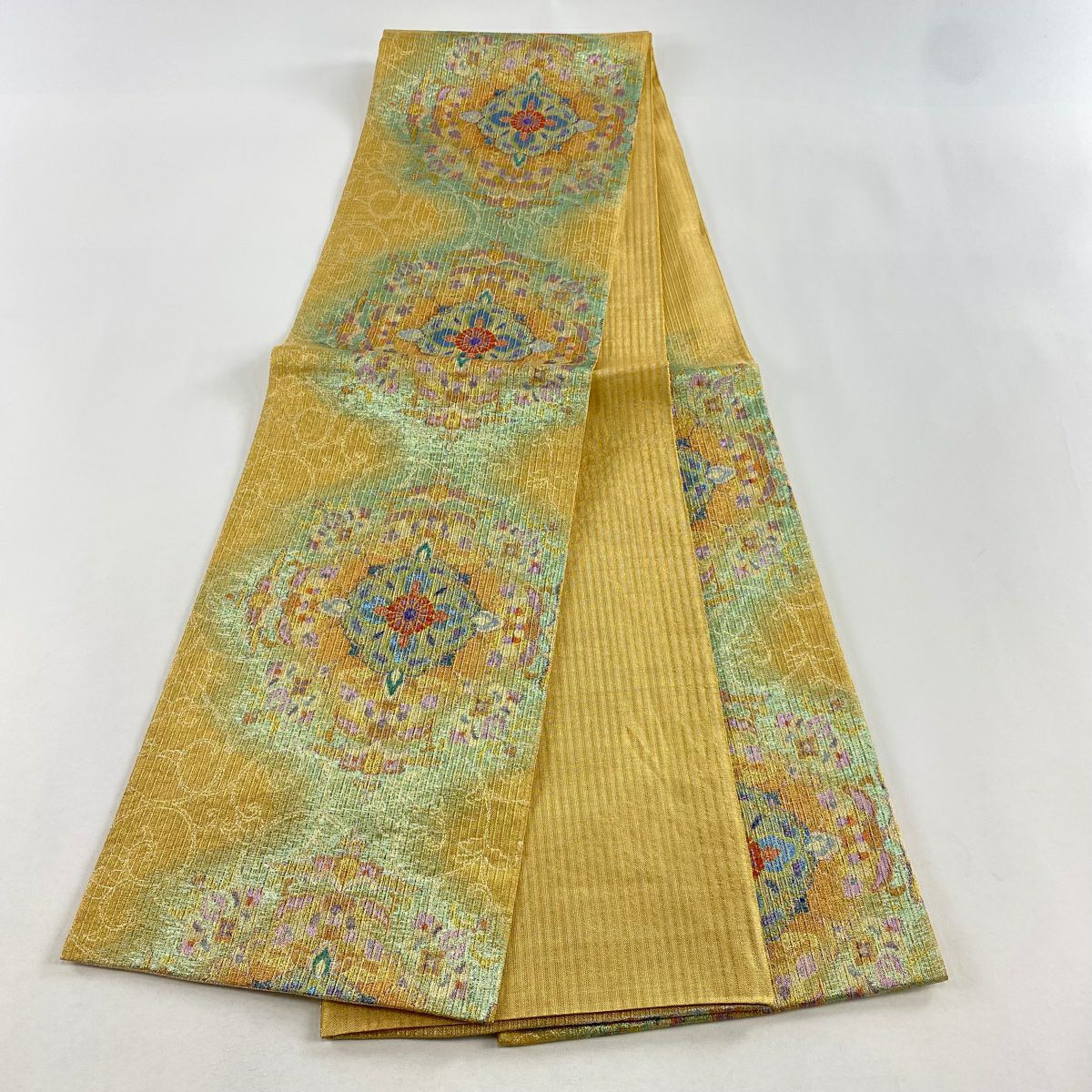 【美品】 袋帶 名品級 振袖禮服禮服用 華紋 花唐草紋 金絲 金金箔 金 六通 純蠶絲