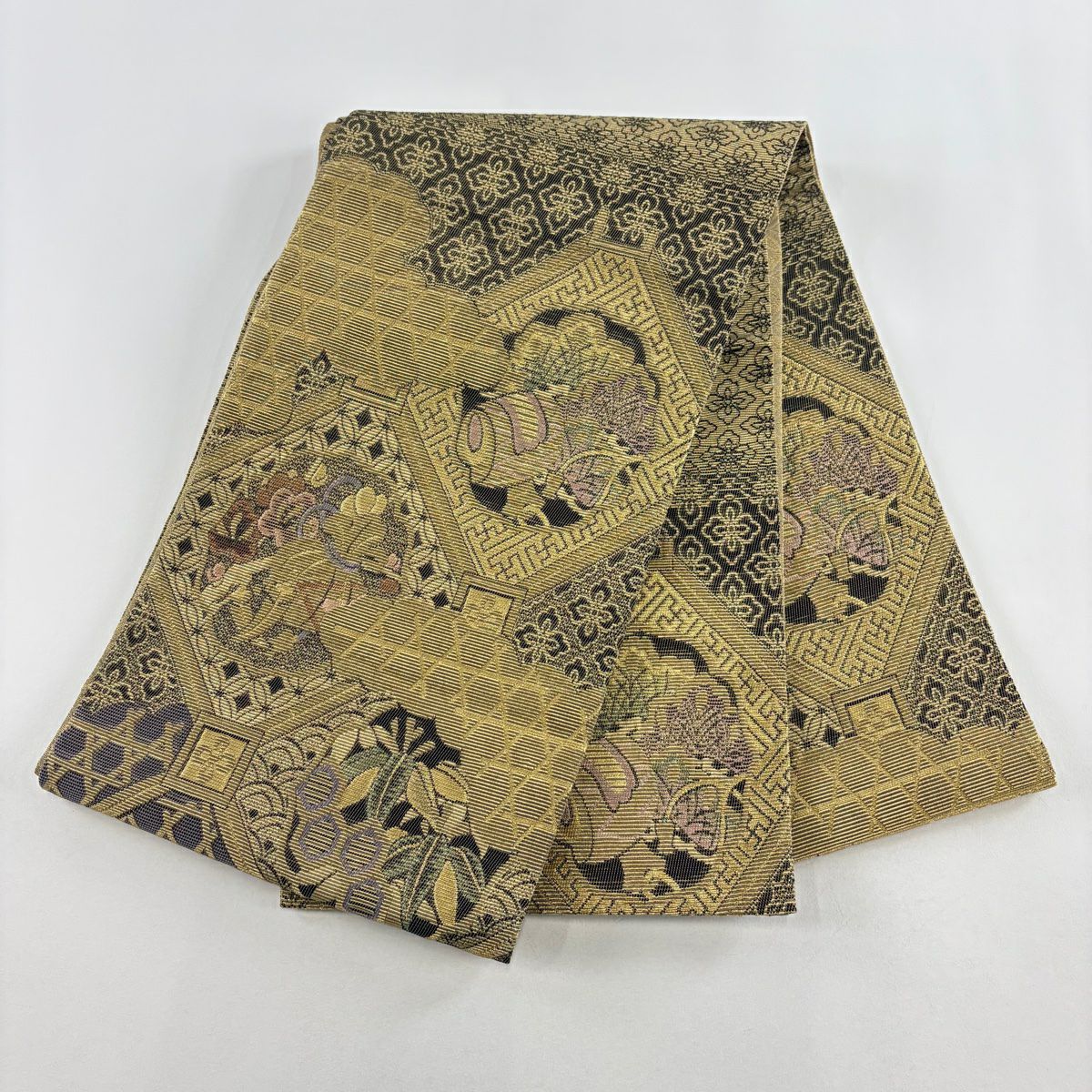 【美品】 袋帶 名品級 寶盡くし 松樹竹子梅花 金絲 焦茶 純蠶絲 お太鼓柄