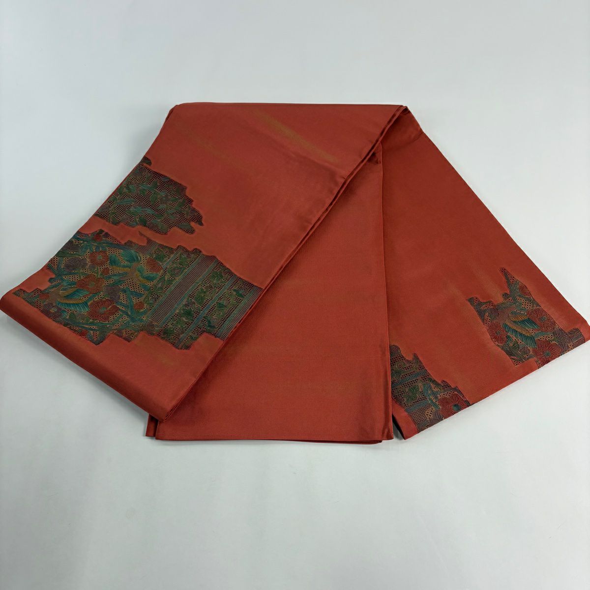 【美品】 袋帶 秀品級 關西仕立 雲霞 花鳥 刺繡 金彩裝飾 茜 紅色 お太鼓柄 純蠶絲
