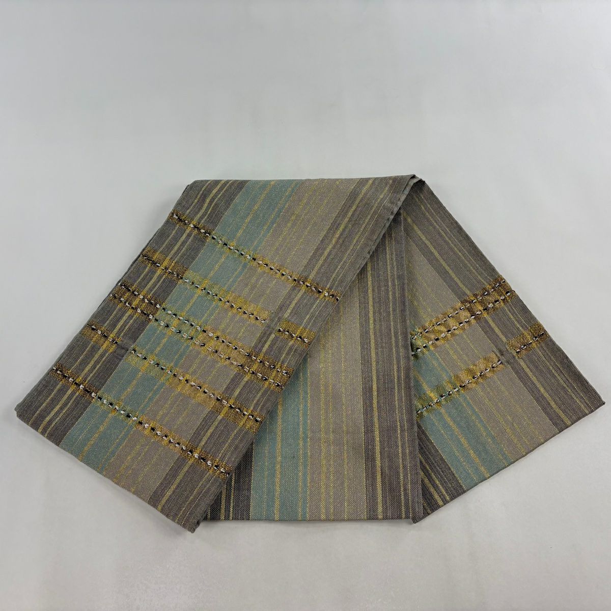 【美品】 袋帶 秀品級 縞 幾何學 金絲 灰綠 お太鼓圖案 純蠶絲