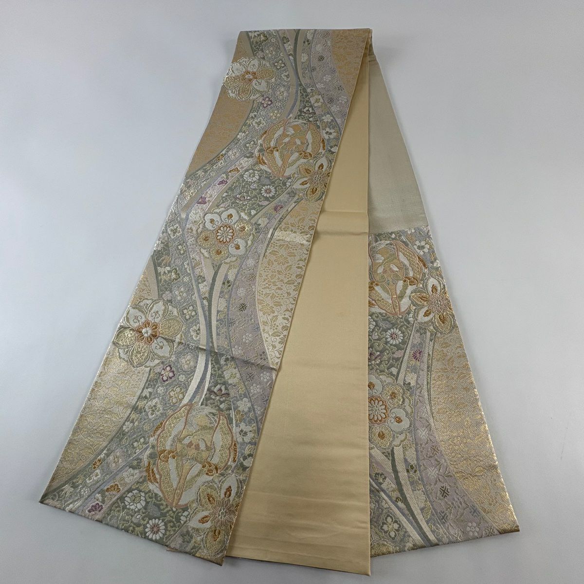【美品】 袋帶 秀品級 向鳥 草花紋 金銀絲 金金箔 金色 六通 純蠶絲