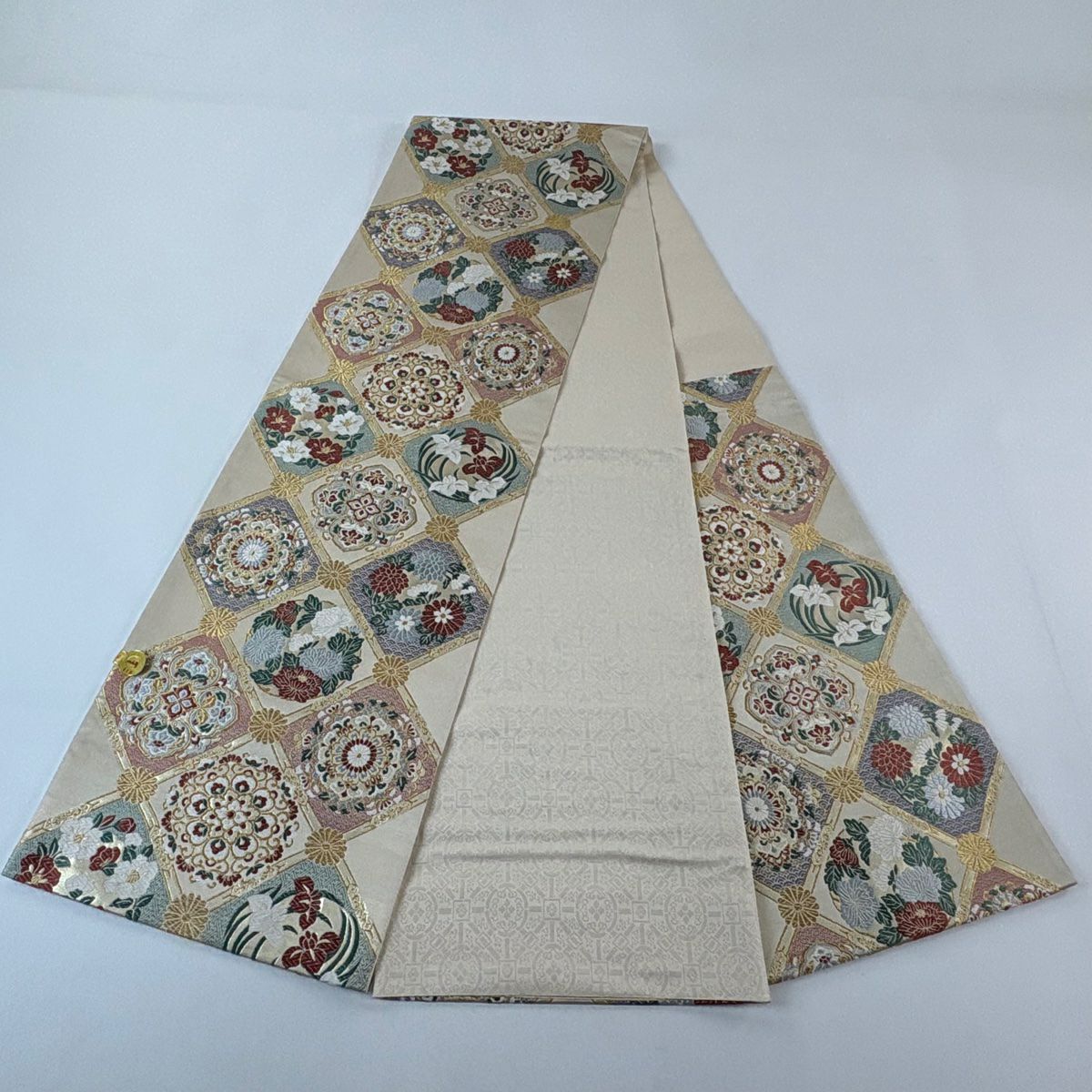 【美品】 袋帶 秀品級 菱花丸華紋 金絲 金金箔 米色 六通 純蠶絲