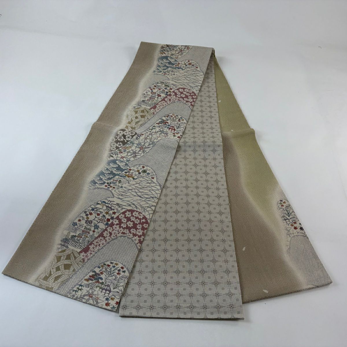 【美品】 袋帶 名品級 風景 建物 薄茶 純蠶絲