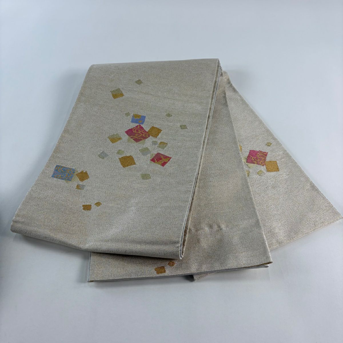 【美品】 袋帶 秀品級 色紙 鳥 金銀糸 金金箔 奶油色 お太鼓圖案 純蠶絲