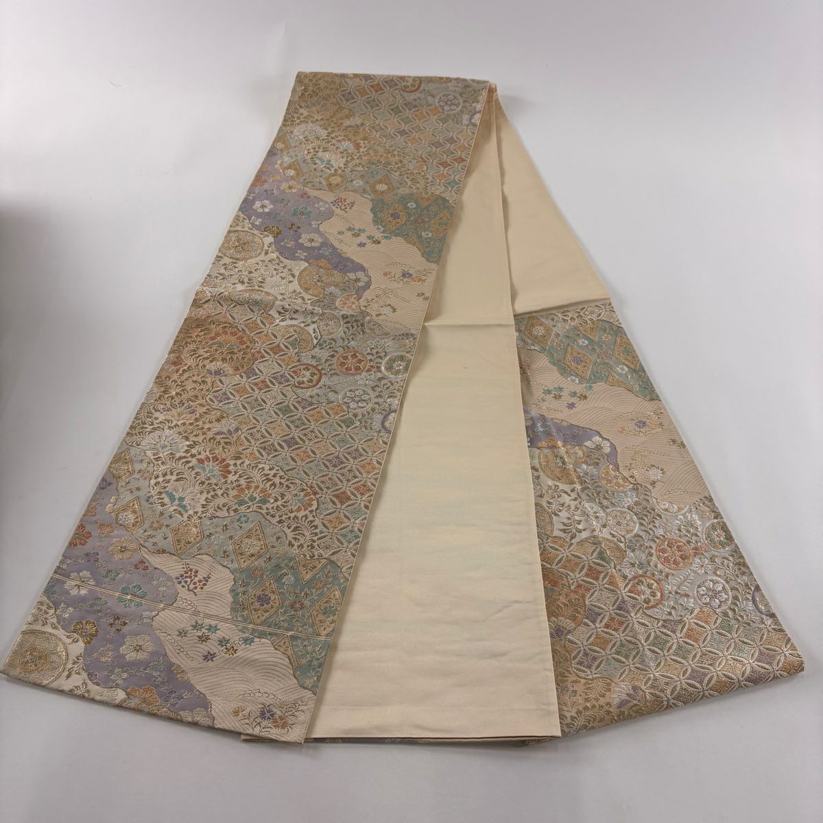 袋帶 秀品級 草花紋紋 波紋 刺繡 金絲 米色 六通 純蠶絲