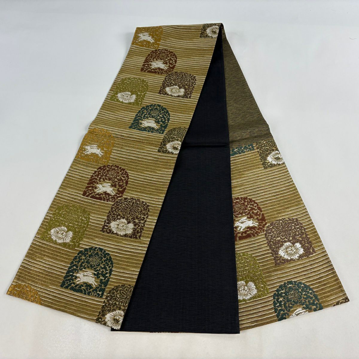 【美品】 袋帶 秀品級 花兔 草花紋刺繡 金線 抹茶 深綠 六通 純蠶絲