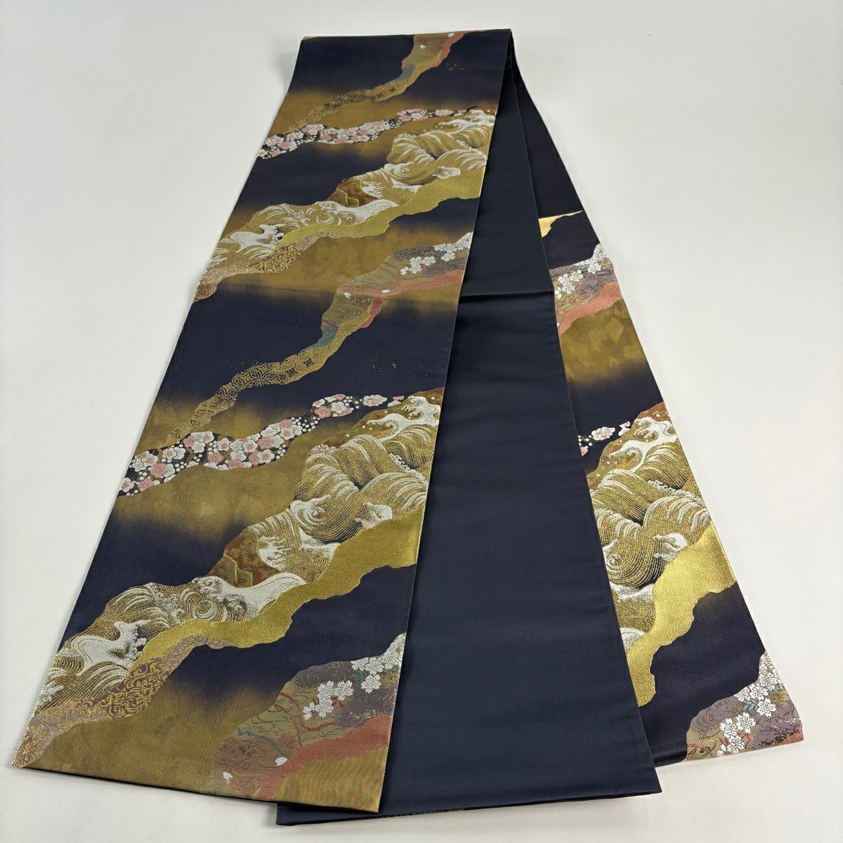 【美品】 袋帶 秀品級 研磨金金箔 波頭 梅花 金絲 金金箔 灰色 六通 純蠶絲