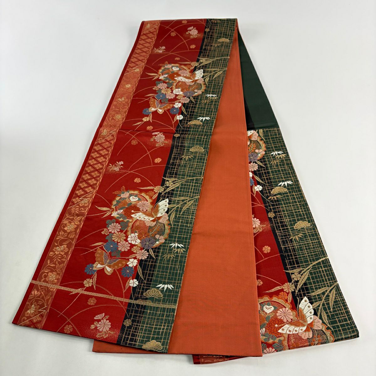 【美品】 袋帶 秀品級 蝶 草花紋刺繡 金金箔 紅 六通 純蠶絲