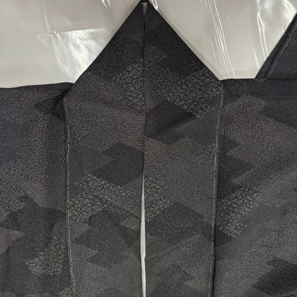 【美品】 江戶小紋 身長167cm 袖長62cm S 雙層 松樹皮菱 寄花紋 黑灰 純蠶絲 優品級