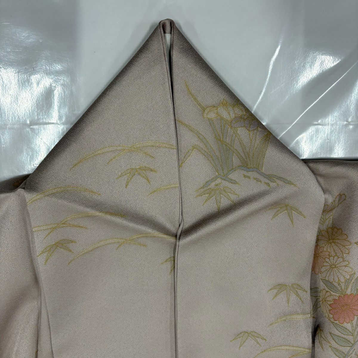 訪問服 身長158cm 袖長62cm S 雙層 草花紋紋 橋刺繡 金彩裝飾 薄小豆 純蠶絲 秀品級