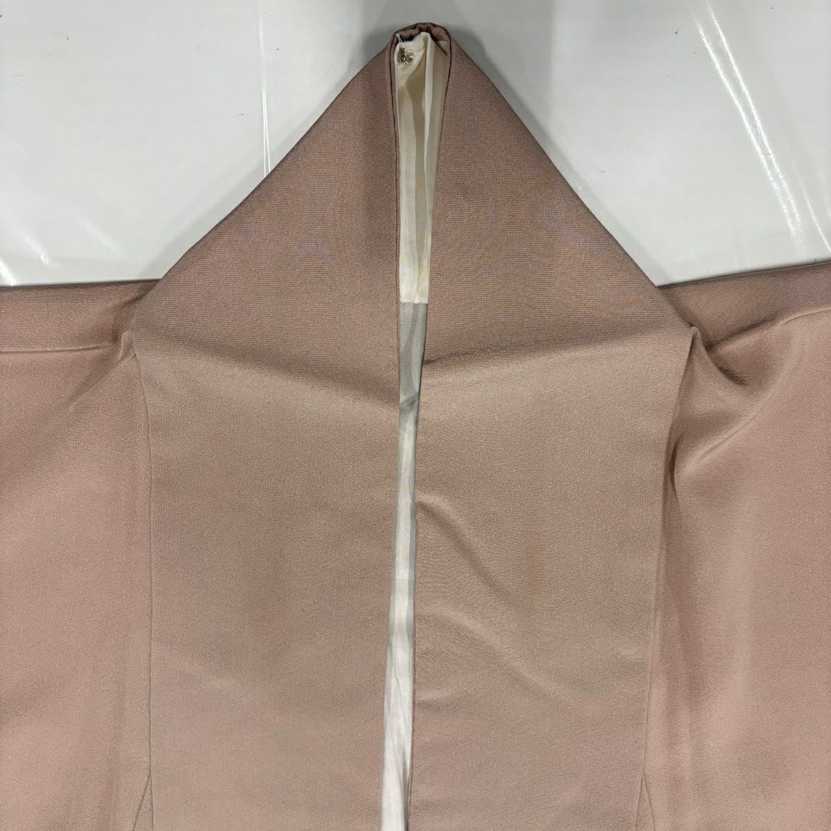 色留袖禮服 身長159.5cm 袖長68.5cm L 雙層 落款あり 建物 松樹梅花 漸層 薄小豆 純蠶絲 秀品級