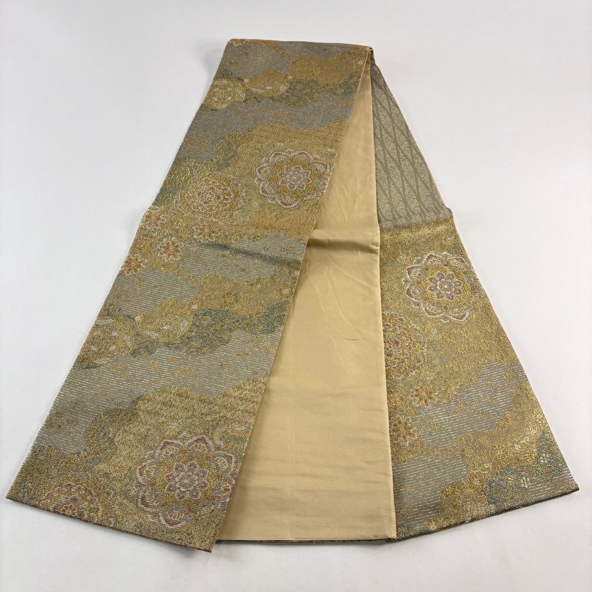 【美品】 袋帶 秀品級 華紋 草花紋紋 金金箔 金絲 金色 六通 純蠶絲