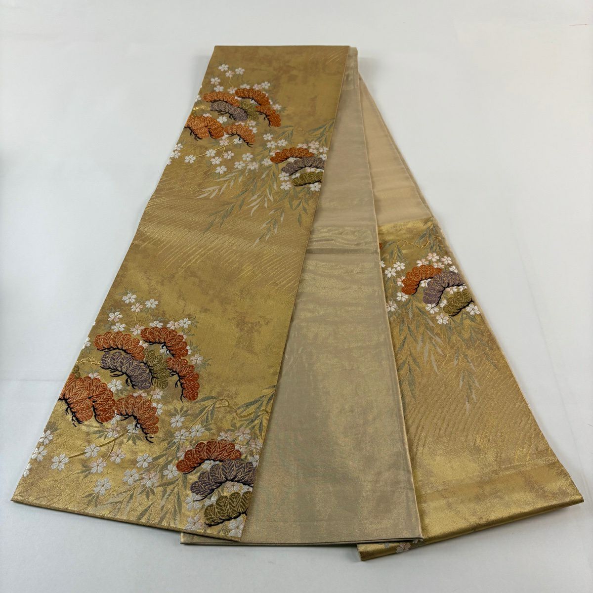袋帶 秀品級 關西仕立 雙層引金箔 佐賀金銀彩刺繡松樹紋 金絲 金金箔 金色 六通 純蠶絲