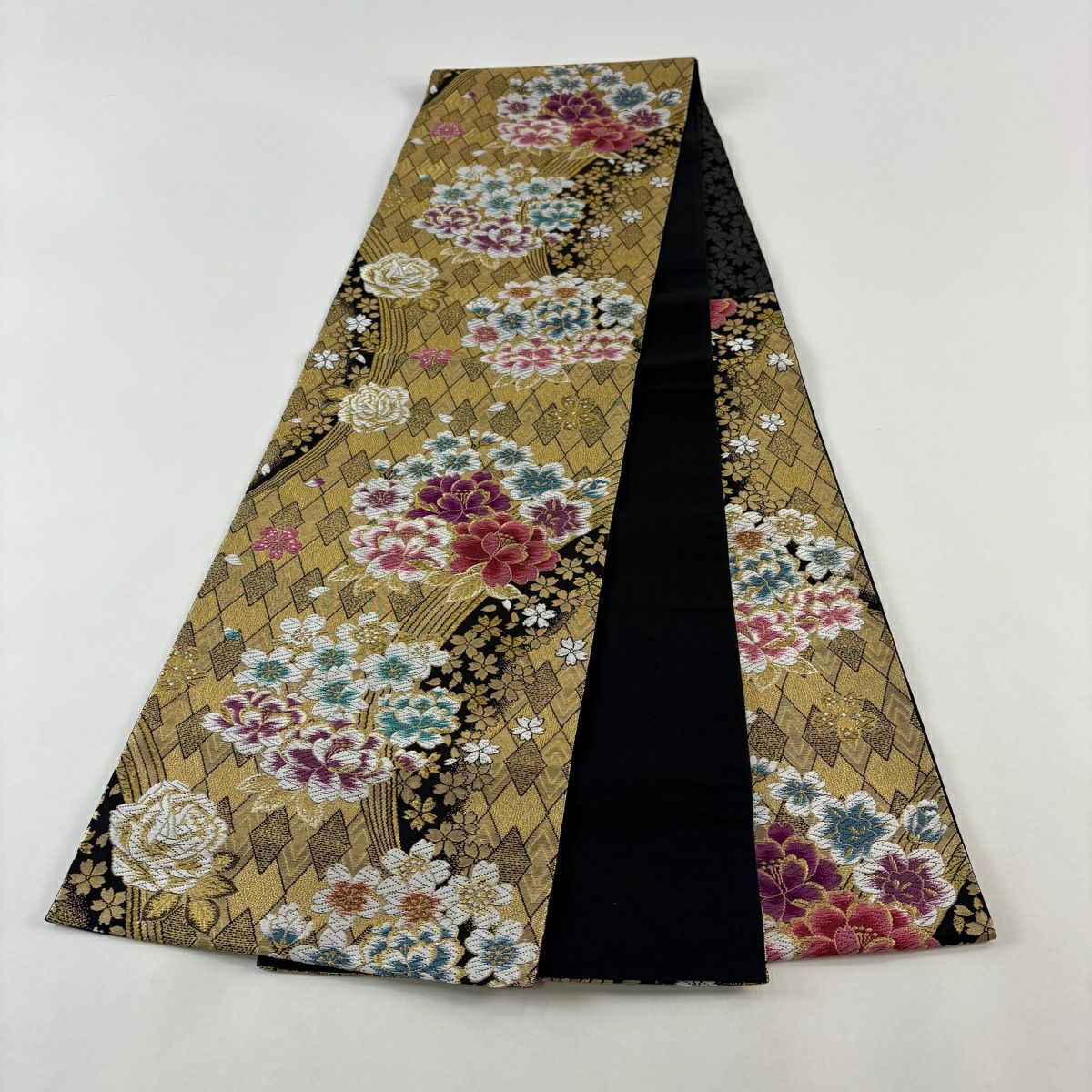 【美品】 袋帶 秀品級 草花紋紋 菱 金絲 金金箔 金色 六通 純蠶絲