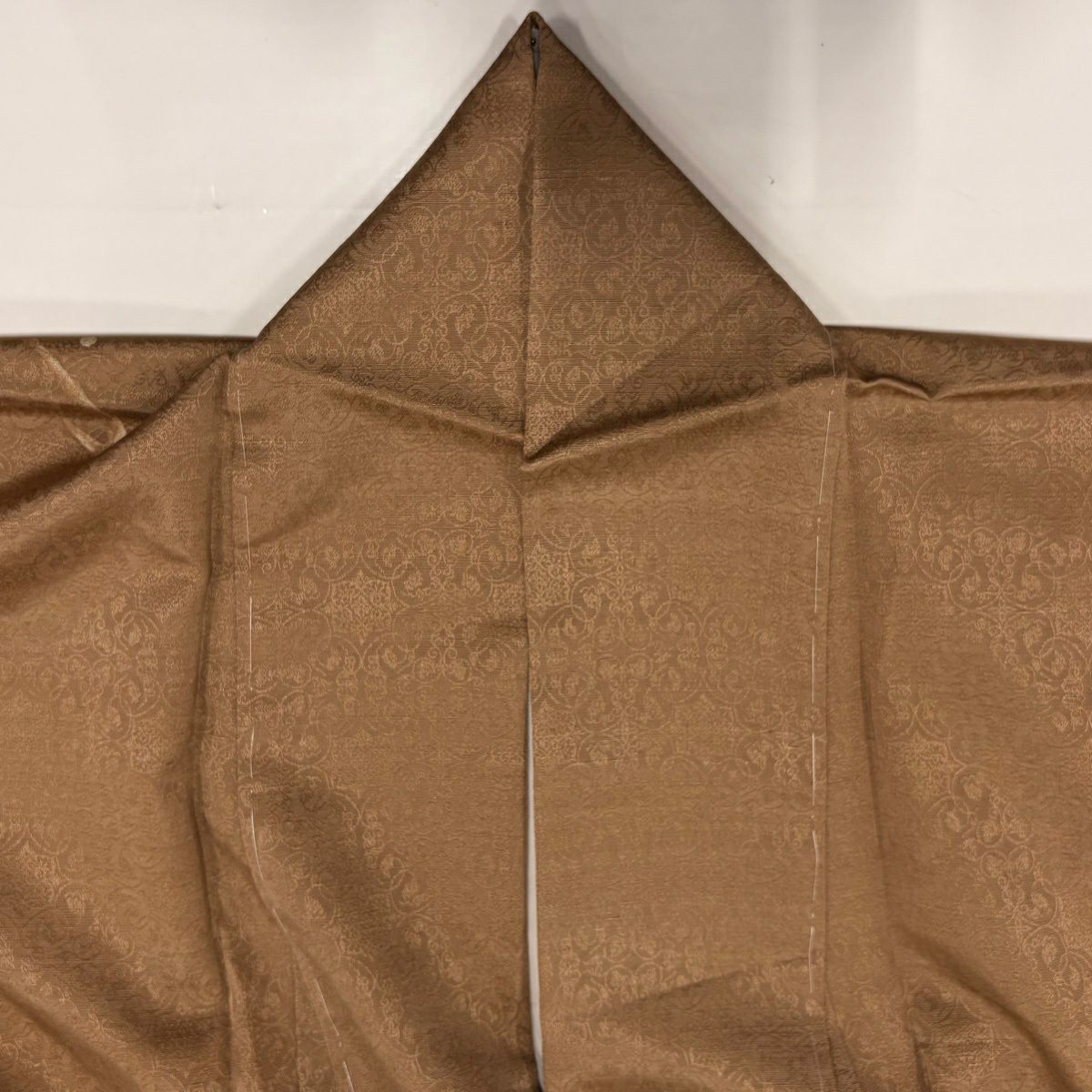 【美品】 付下 身長156cm 袖長65cm M 雙層 流水 地紋 金絲 金銀彩 淺茶 純蠶絲 優品級