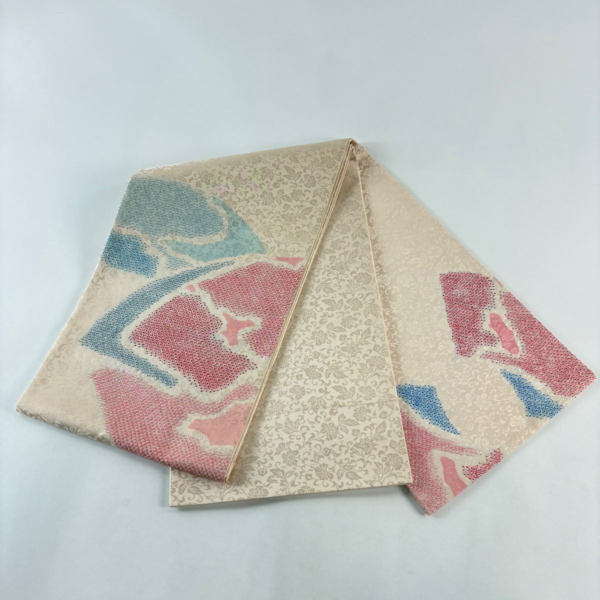 【美品】 袋帶 秀品級 疋田 幾何學 相良刺繡 薄粉紅 お太鼓圖案 純蠶絲