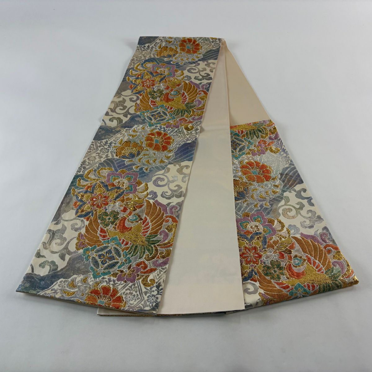 【美品】 袋帶 逸品級 じゅらく 落款あり 鳳凰 花唐草紋 金銀彩 金金箔 奶油 六通 純蠶絲