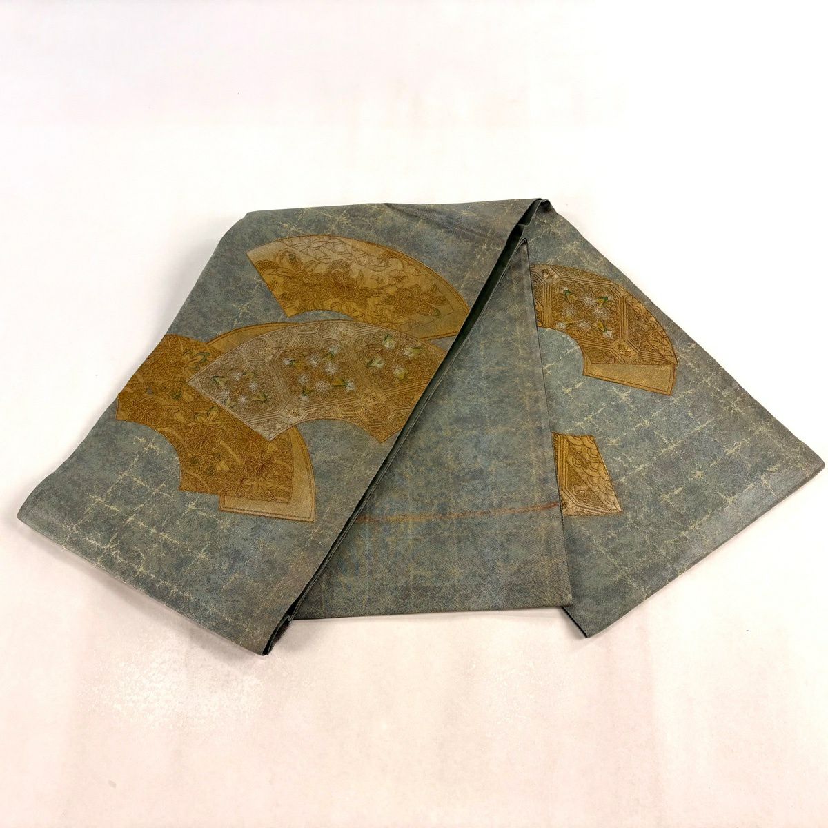 【美品】 袋帶 秀品級 華紋 扇子面 金銀彩 刺繡 灰綠 お太鼓柄 純蠶絲