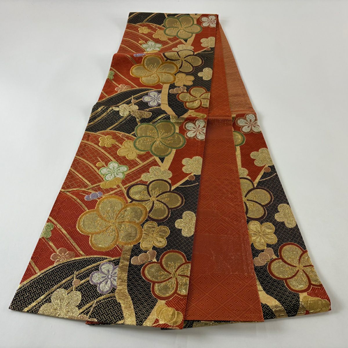 【美品】 袋帶 優品級 振袖禮服禮服用 梅花 菱 金絲 金金箔 朱紅 六通 純蠶絲