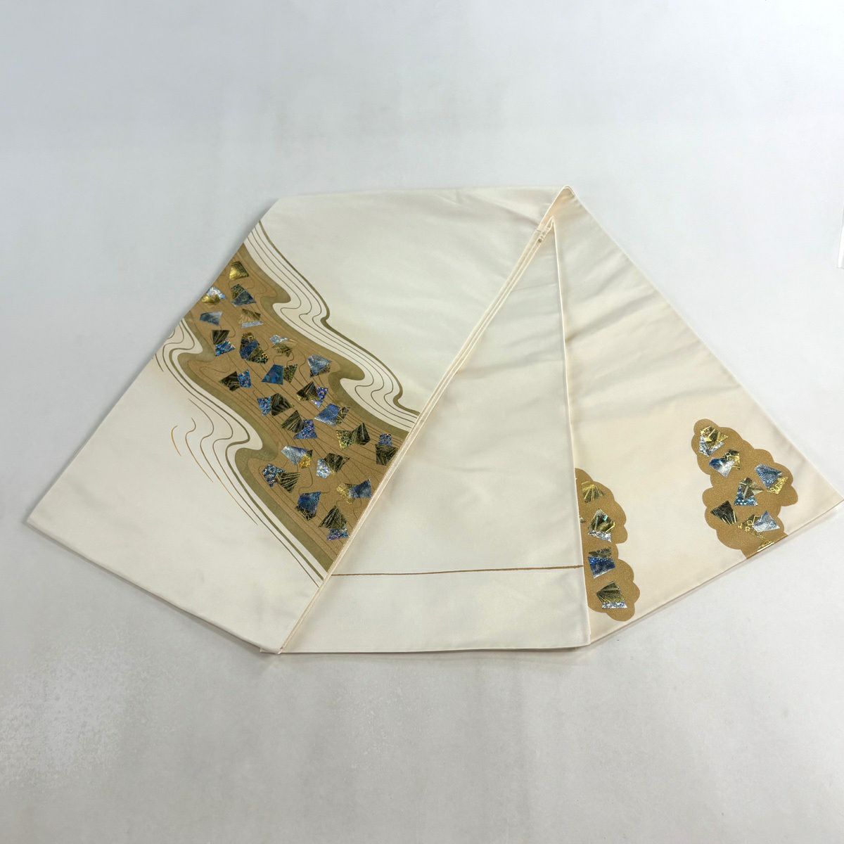 【美品】 袋帶 秀品級 證明書齊全 流水 金銀彩 金金箔 奶油色 大鼓圖案 純蠶絲