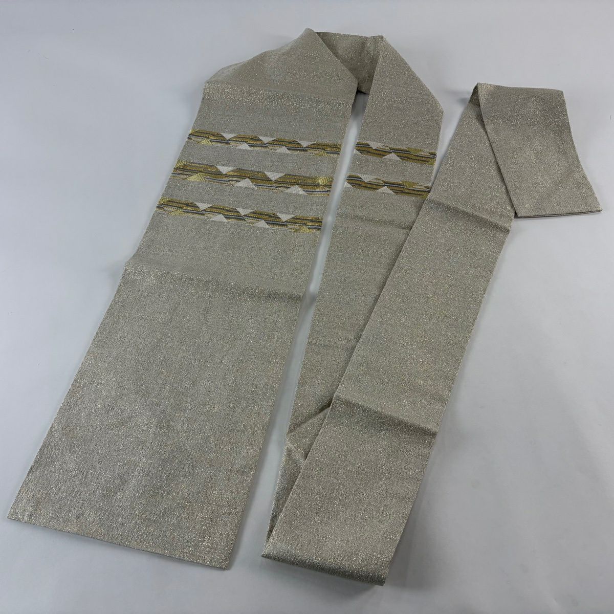 【美品】名古屋帶 秀品級 細條 幾何圖案 金絲 金金箔 金色 純蠶絲
