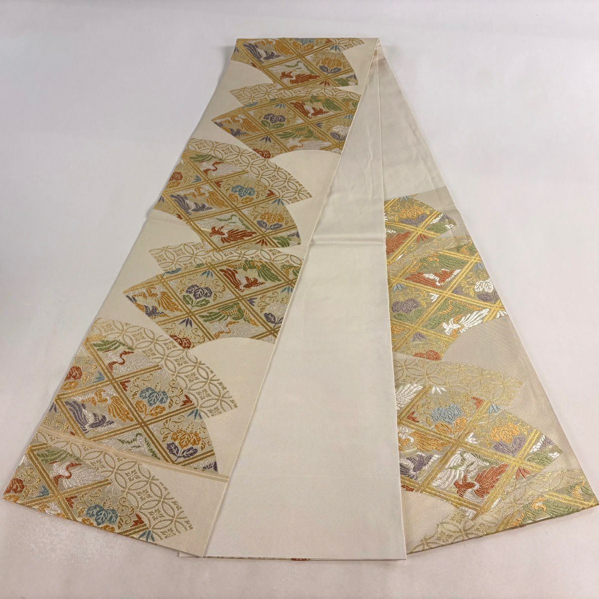 【美品】袋帶 逸品級 有落款 花鳥 七寶紋 唐織 金絲 米色 六通 純蠶絲
