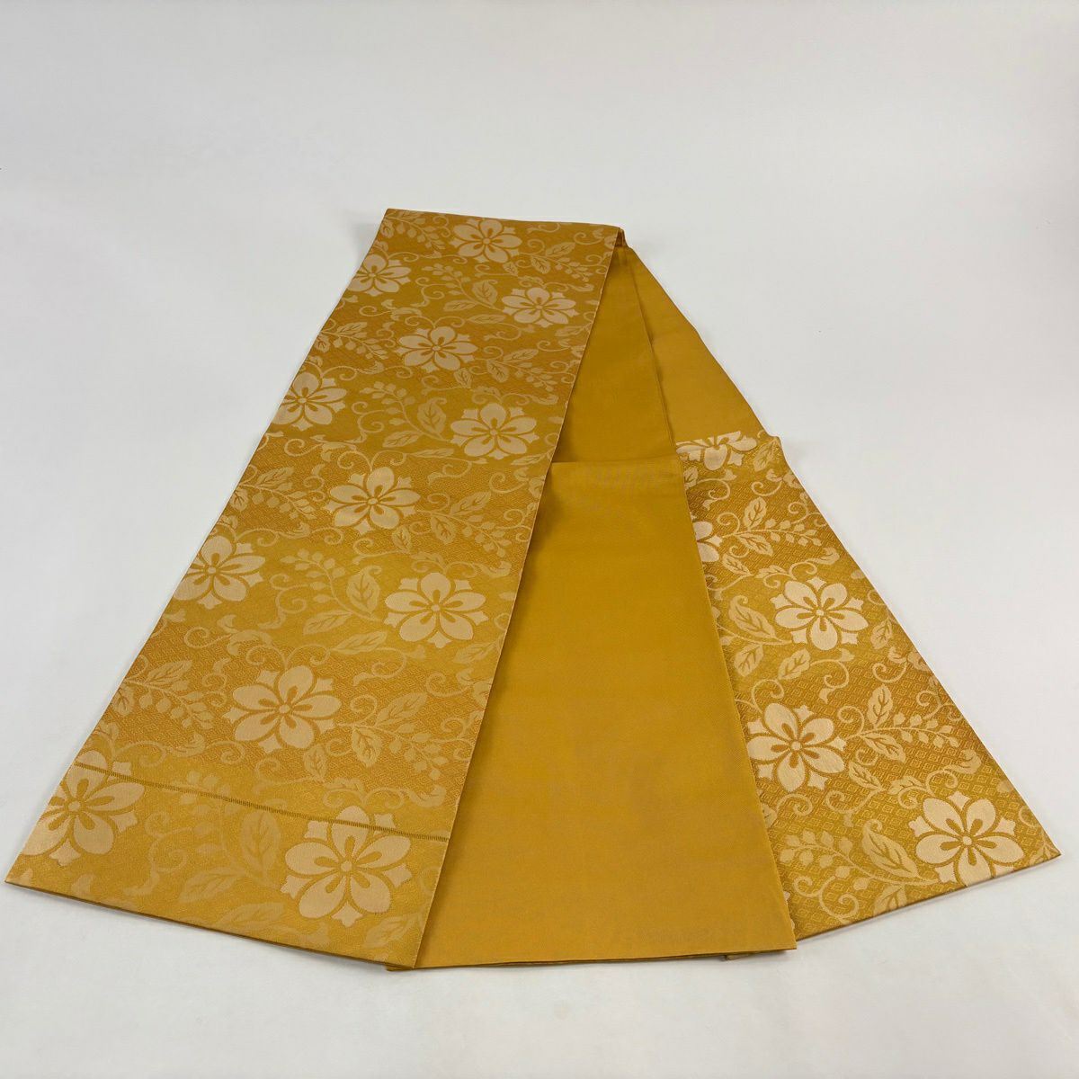 【美品】 袋帶 秀品級 花唐草紋 菱 金絲 山吹 深藍 六通 純蠶絲