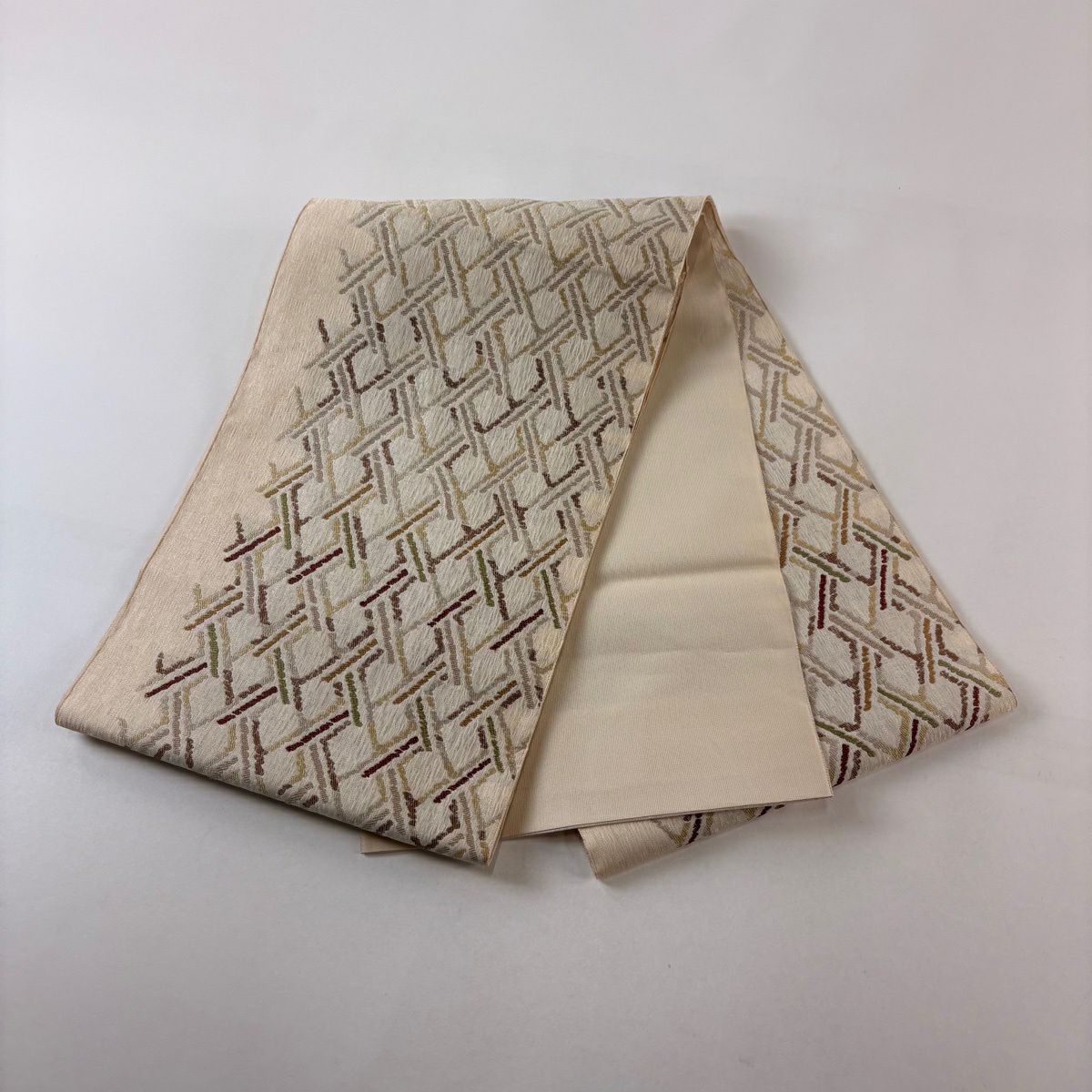 【美品】 袋帶 秀品級 幾何學 米色 大鼓圖案 純蠶絲