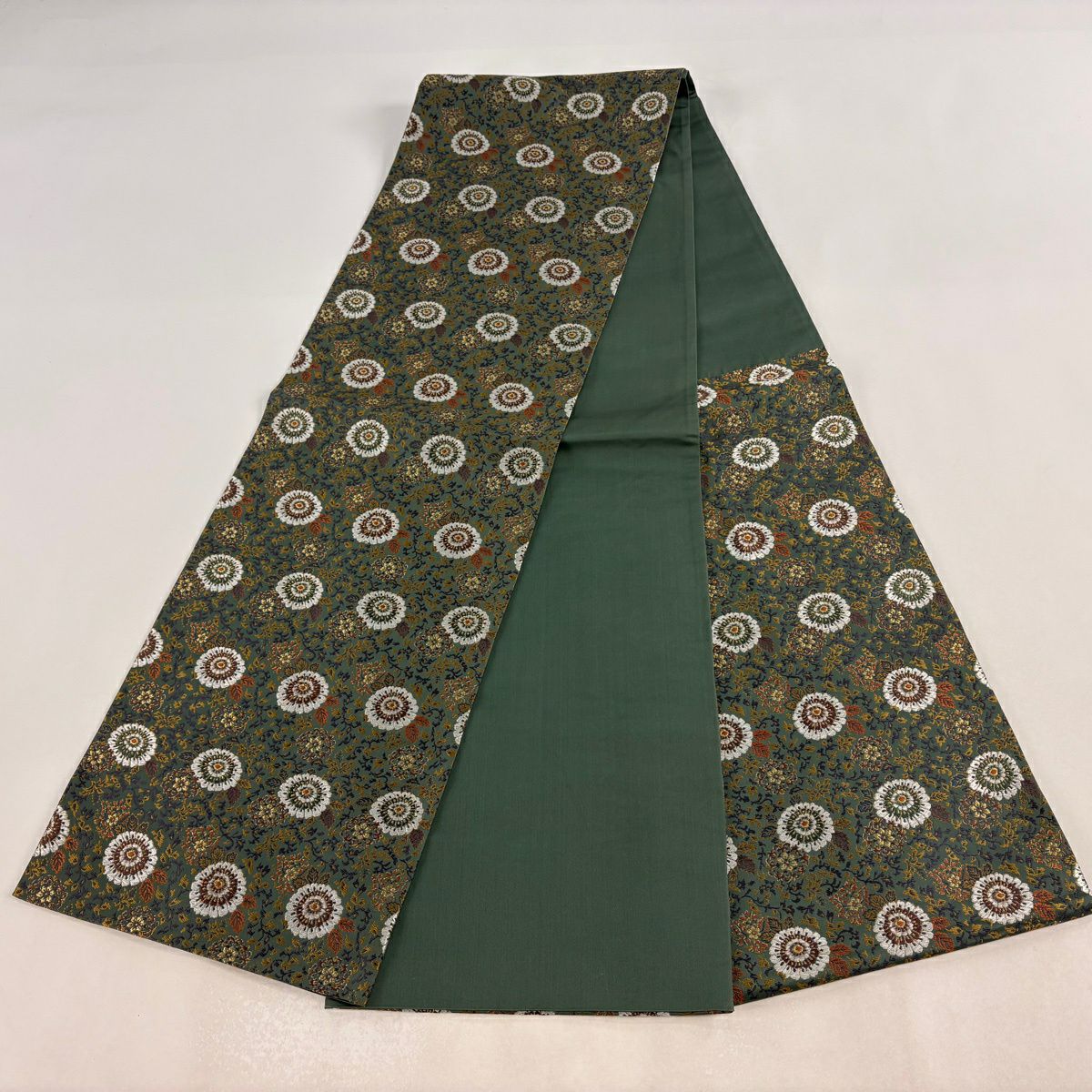 【美品】 袋帶 秀品級 菊花花唐草紋 金絲 深綠 六通 純蠶絲