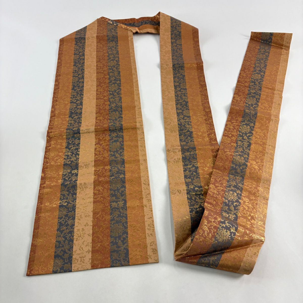 【美品】名古屋帶 秀品級 花唐草紋 縞 金金箔 紅茶 純蠶絲